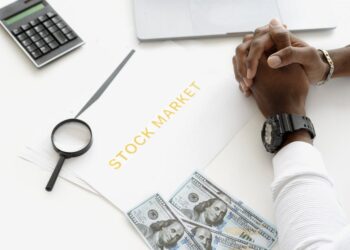 Featured image for: ETFs vs. Mutual Funds in 2026: Which is Better for Beginners?