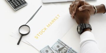 Featured image for: ETFs vs. Mutual Funds in 2026: Which is Better for Beginners?