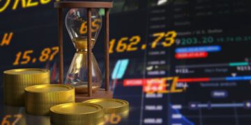 Featured image for: Yield on Cost Explained: Why Early Dividend Investors Win Over Time